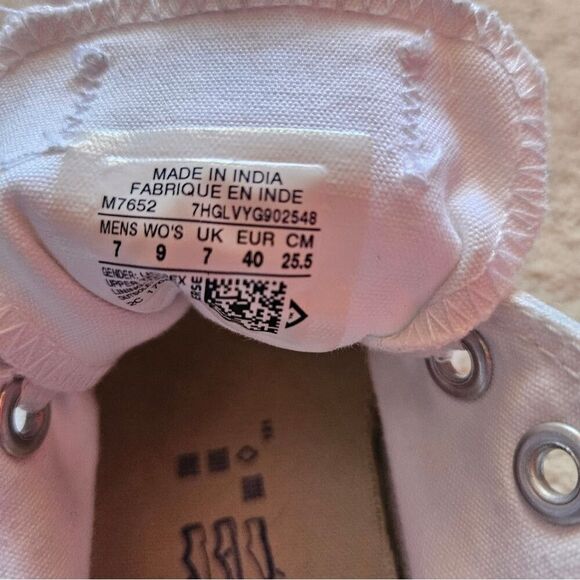 Converse All Star Chuck Taylor style mens 7 women's 9 white sneakers - Picture 15 of 15